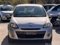 Usata Renault Clio II 75 CV (55 kW) 2011 Grigio Berlina