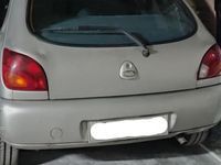 Usata Ford Fiesta 75 CV (55 kW) 1999 Grigio Utilitaria