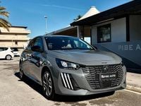 Usata Peugeot 208 Allure 101 CV (74 kW) 2025 Grigio Utilitaria