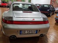 Usata Porsche 911 Carrera 4S 320 CV (235 kW) 2002 Argento Coupé