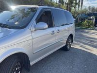 Usata Kia Carnival EX 145 CV (106 kW) 2004 Grigio Monovolume