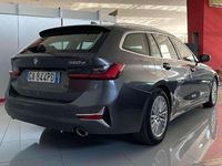 Usata BMW 320 Luxury Line 190 CV (139 kW) 2020 Grigio Station wagon