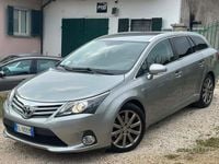 Usata Toyota Avensis Style 150 CV (110 kW) 2012 Grigio Station wagon
