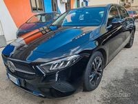 Usata Mercedes A180 115 CV (84 kW) 2023 Nero Berlina