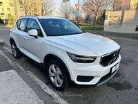 Usata Volvo XC40 Momentum 129 CV (94 kW) 2021 Bianco SUV