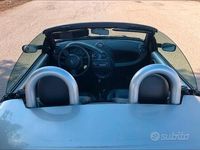 Usata Ford StreetKa 95 CV (69 kW) 2004 Grigio Cabrio