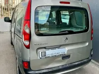 Usata Renault Kangoo 90 CV (66 kW) 2011 Grigio Monovolume