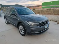 Usata VW Tiguan Life 150 CV (110 kW) 2021 Grigio SUV