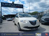 Usata Lancia Ypsilon S 95 CV (69 kW) 2012 Bianco Utilitaria