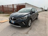 Usata Renault Captur Intens 101 CV (74 kW) 2021 Blu/azzurro SUV