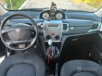 Usata Lancia Ypsilon 60 CV (44 kW) 2009 Nero Utilitaria