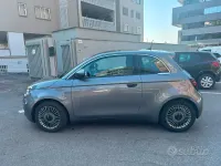 Usata Fiat 500e Icon 42 kW (58 CV) 2020 Grigio Berlina