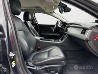 Usata Jaguar XF Prestige 180 CV (132 kW) 2017 Antracite Berlina