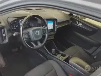 Usata Volvo XC40 Business Edition 190 CV (139 kW) 2019 Grigio SUV