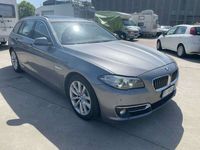 Usata BMW 520 Luxury Line 190 CV (139 kW) 2016 Grigio Station wagon