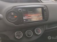 Usata Toyota Yaris Cool 2015 Rosso Utilitaria