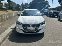 Usata Peugeot 208 Active 75 CV (55 kW) 2022 Bianco Utilitaria