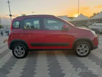 Usata Fiat Panda Trekking 75 CV (55 kW) 2015 Rosso Utilitaria