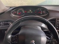 Usata Peugeot 308 110 CV (80 kW) 2014 Nero Berlina