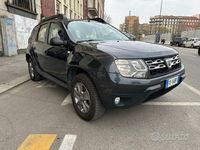 Usata Dacia Duster Lauréate 110 CV (80 kW) 2016 Grigio SUV