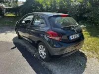 Usata Peugeot 208 Active 68 CV (50 kW) 2018 Nero Utilitaria