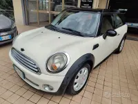 Usata Mini Cooper Clubman Pepper 120 CV (88 kW) 2008 Bianco Station wagon