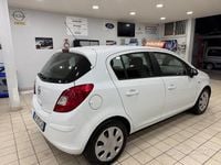 Usata Opel Corsa Cosmo 85 CV (62 kW) 2011 Bianco Utilitaria
