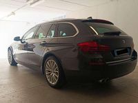 Usata BMW 520 Luxury Line 184 CV (135 kW) 2014 Grigio Station wagon