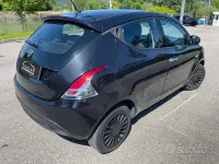 Usata Lancia Ypsilon Gold 69 CV (50 kW) 2021 Nero Utilitaria