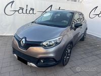 Usata Renault Captur Intens 90 CV (66 kW) 2017 Grigio SUV