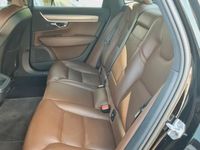 Usata Volvo S90 Momentum 190 CV (139 kW) 2019 Nero Berlina