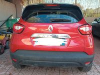Usata Renault Captur 120 CV (88 kW) 2016 Rosso SUV