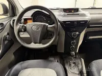 Begagnad Toyota iQ Lounge 68 HK (50 kW) 2014 Svart Halvkombi