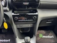 Usata Toyota Yaris Hybrid Active 92 CV (67 kW) 2023 Beige Station wagon