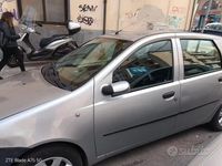 Usata Fiat Punto 80 CV (58 kW) 2004 Grigio Utilitaria