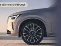 Usata Volvo XC90 Core 250 CV (183 kW) 2024 Argento SUV