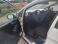 Usata Ford Fiesta Active 85 CV (62 kW) 2018 Bianco Utilitaria