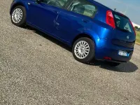 Usata Fiat Grande Punto Active 77 CV (56 kW) 2009 Bluazzurro Utilitaria