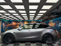 Usata Tesla Model Y Performance 338 kW (460 CV) 2023 Grigio SUV