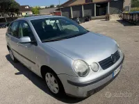 Usata VW Polo Trendline 75 CV (55 kW) 2004 Grigio Utilitaria