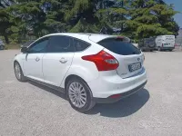 Usata Ford Focus 150 CV (110 kW) 2011 Bianco Berlina