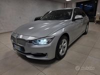 Usata BMW 318 143 CV (105 kW) 2012 Grigio Berlina