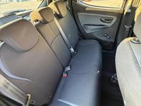Usata Lancia Ypsilon Silver 80 CV (58 kW) 2017 Blu Utilitaria