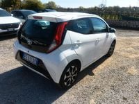 Usata Toyota Aygo 72 CV (52 kW) 2019 Bianco Utilitaria