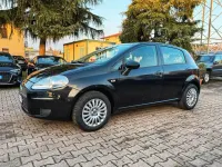 Usata Fiat Grande Punto 77 CV (56 kW) 2010 Nero Utilitaria