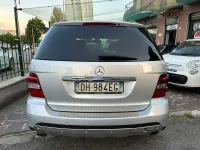 Usata Mercedes ML320 Sport Edition 224 CV (164 kW) 2007 Argento SUV