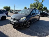 Usata Toyota Corolla 116 CV (85 kW) 2004 Nero Berlina