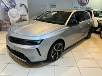 Usata Opel Astra Elegance 131 CV (96 kW) 2024 Other Utilitaria
