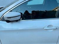 Usata Nissan Qashqai 163 CV (119 kW) 2016 Bianco SUV