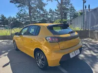Usata Peugeot 208 Active 101 CV (74 kW) 2022 Giallo Utilitaria